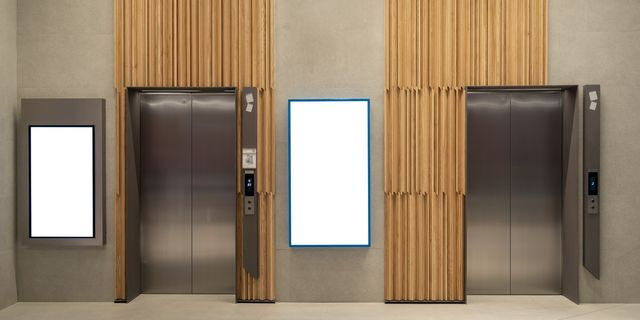 Λάρισα: Γυναίκα έπεσε με το ασανσέρ από τον 3ο όροφο και τραυματίστηκε