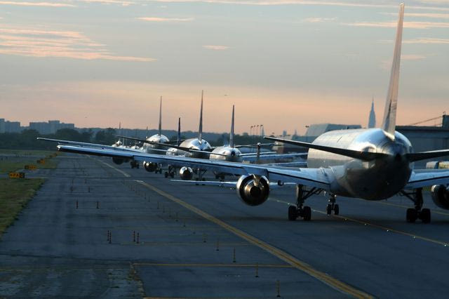 ΗΠΑ: Συνεχίζονται τα προβλήματα στην εναέρια κυκλοφορία -Το shutdown ακυρώνει χιλιάδες πτήσεις