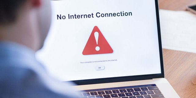 Οι 4 που αποφασίζουν πότε θα “πέσει” το Internet