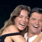 Madwalk 2025: Η εντυπωσιακή έναρξη με το χορευτικό των Σάκη Ρουβά και Βίκυς Καγιά