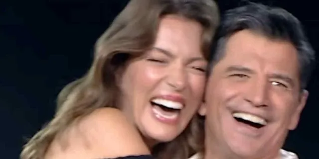 Madwalk 2025: Η εντυπωσιακή έναρξη με το χορευτικό των Σάκη Ρουβά και Βίκυς Καγιά