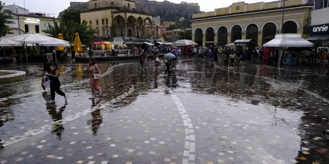 Βροχές στο Μοναστηράκι