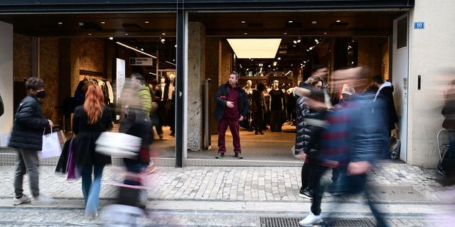 Εμπορικά καταστήματα στο κέντρο της ΑΘήνας