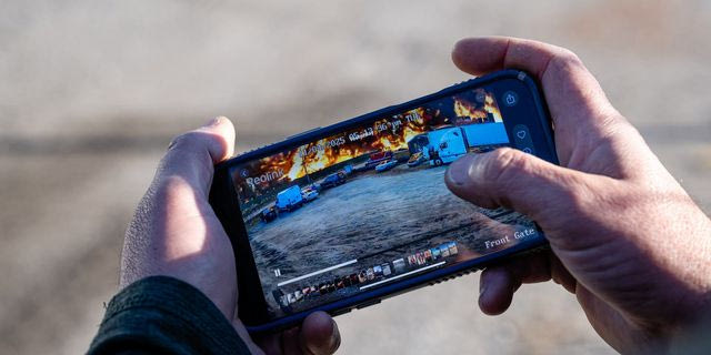 Κεντάκι: Η στιγμή που το αεροσκάφος πιάνει φωτιά – Κινητήρας αποκολλήθηκε πριν την απογείωση