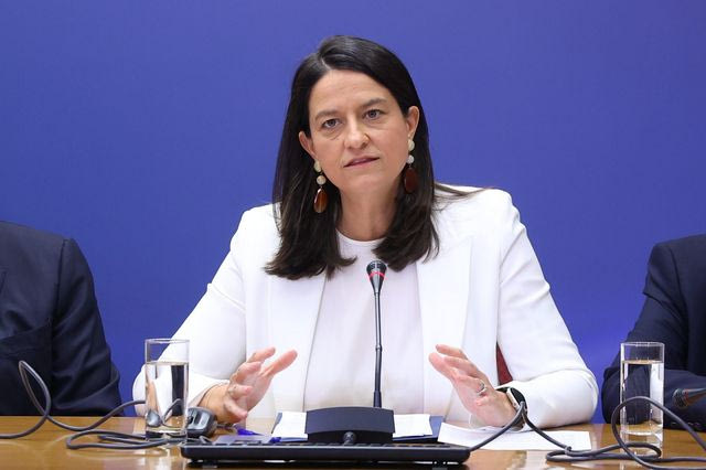 Συνέντευξη Τύπου από το Υπουργείο Εργασίας και τη Νίκη Κεραμέως