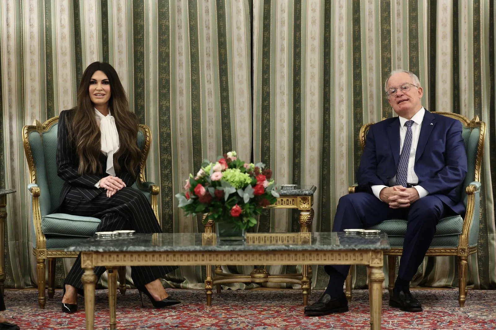 Στο προεδρικό μέγαρο η Κίμπερλι Γκίλφοϊλ για τα διαπιστευτήριά της στον ΠτΔ