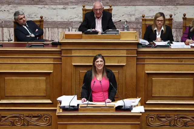 Ο Νικήτας Κακλαμάνης με τη Ζωή Κωνσταντοπούλου