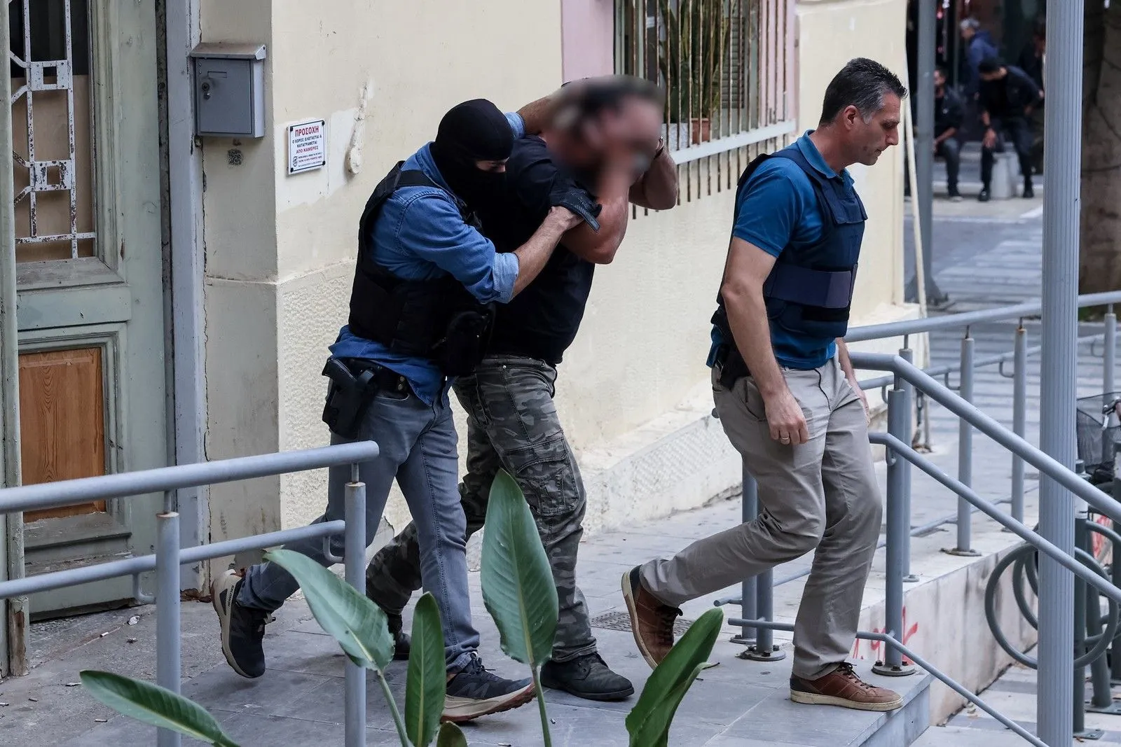 ΜΕΤΑΓΩΓΗ ΣΤΟΝ ΕΙΣΑΓΓΕΛΕΑ ΤΟΥ 43ΧΡΟΝΟΥ ΓΑΜΠΡΟΥ ΤΟΥ ΦΑΝΟΥΡΗ ΚΑΡΓΑΚΗ