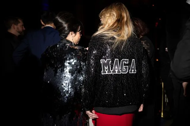 Η “Barbie” του Τραμπ στον κατάλογο καταζητούμενων του Λονδίνου