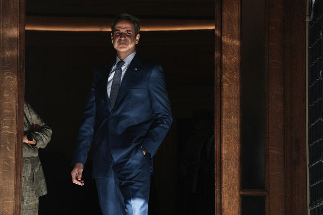 ΟΠΕΚΕΠΕ: Ανάμεσα σε τρακτέρ και Ferrari η κυβέρνηση