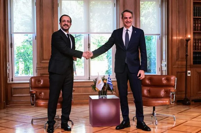 Ελλάδα και Κύπρος “ανασταίνουν” το καλώδιο και ψάχνουν επενδυτές