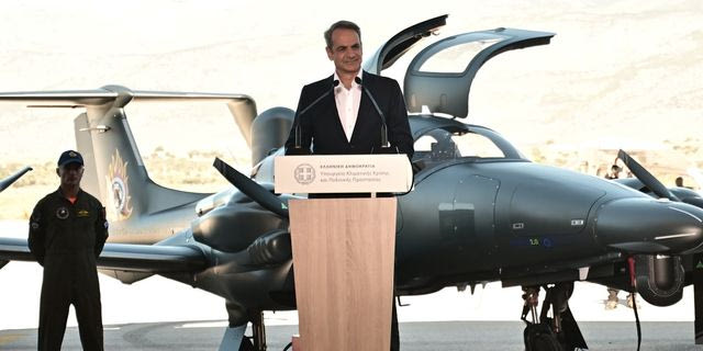 Μητσοτάκης: Ιστορική η παραλαβή των πρώτων ιδιόκτητων πυροσβεστικών αεροσκαφών
