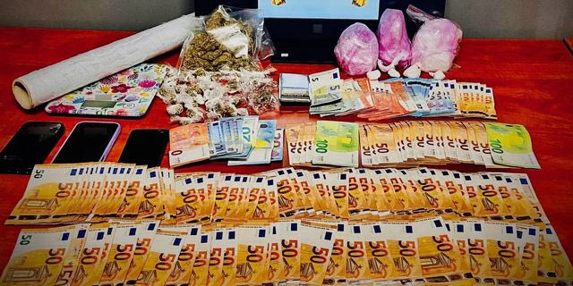 Κύκλωμα διακινούσε μεγάλες ποσότητες κοκαΐνης και κάνναβης σε Αττική, Κόρινθο και Λιβαδειά