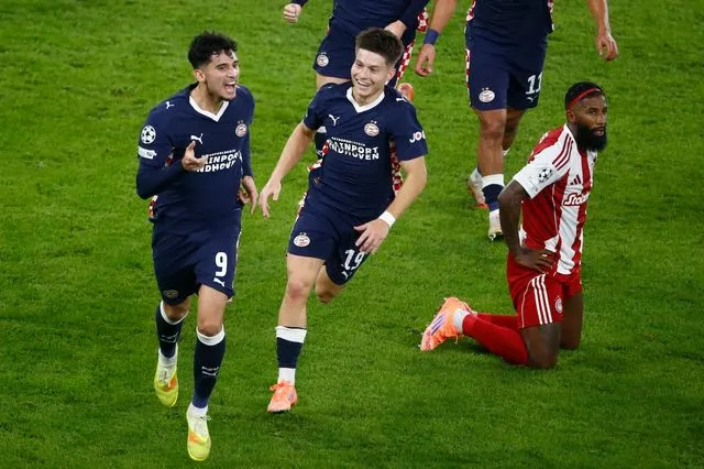 Ολυμπιακός – Αϊντχόφεν 1-1: Ο Πέπι “πάγωσε” το Καραϊσκάκης στο 90+3′ και στέρησε απ’ τους ερυθρόλευκους το τρίποντο