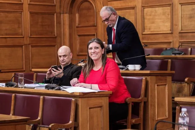 Με αυτά που ακούγονται στην Επιτροπή δεν είναι να απορείς για τις δημοσκοπικές επιδόσεις της Ζωής