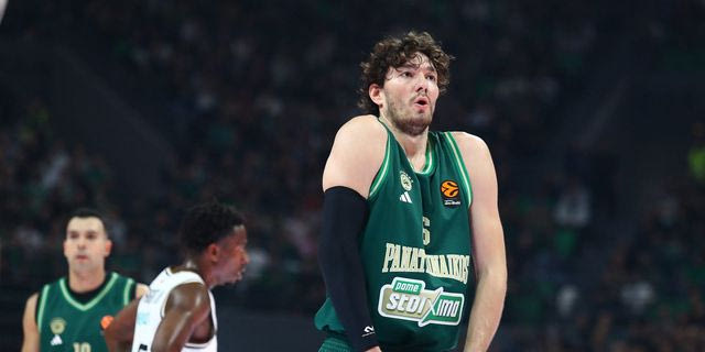 Τραυματίστηκε ο Όσμαν στο 8′ του Παναθηναϊκός-Dubai BC – Αποχώρησε υποβασταζόμενος