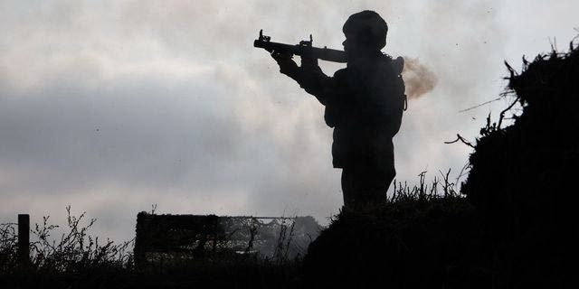 Οι ειδικές δυνάμεις της Ουκρανίας ανακοίνωσαν ότι έπληξαν αποθήκη πετρελαίου στην Κριμαία