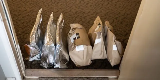 Αφορολόγητα μικροδέματα: Τι αλλάζει για Temu, Shein, e-shops και καταναλωτές