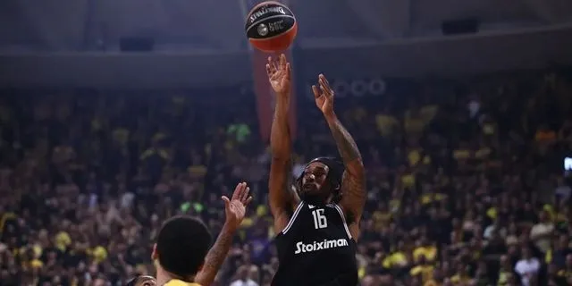 Άρης Betsson – ΠΑΟΚ 73-78: Ο Δικέφαλος πήρε το ντέρμπι με ηγέτη τον Τζάκσον