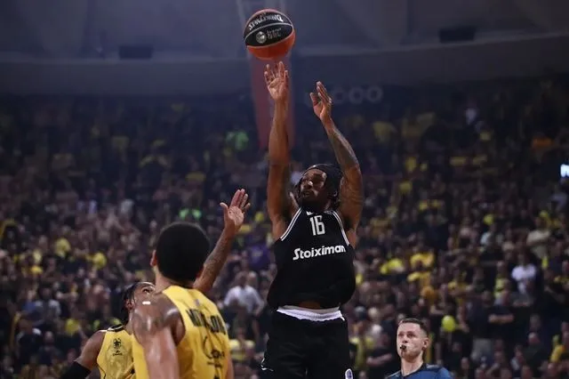 Άρης Betsson – ΠΑΟΚ 73-78: Ο Δικέφαλος πήρε το ντέρμπι με ηγέτη τον Τζάκσον