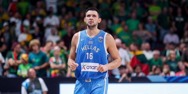 Ο Κώστας Παπανικολάου