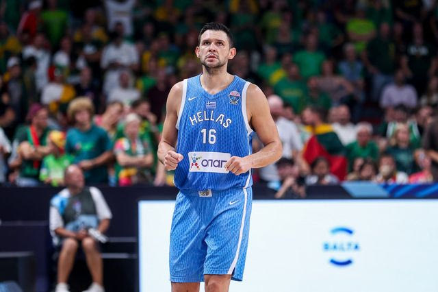 Ο Κώστας Παπανικολάου