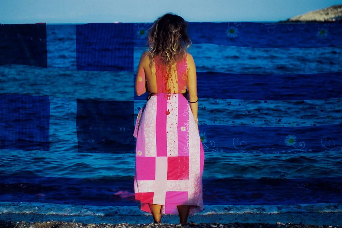 Πόσο αθώα είναι η φράση “να Λόλα, ένα μήλο”;