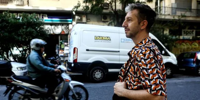 Πώς ζει ένα κωφό άτομο στην Αθήνα;