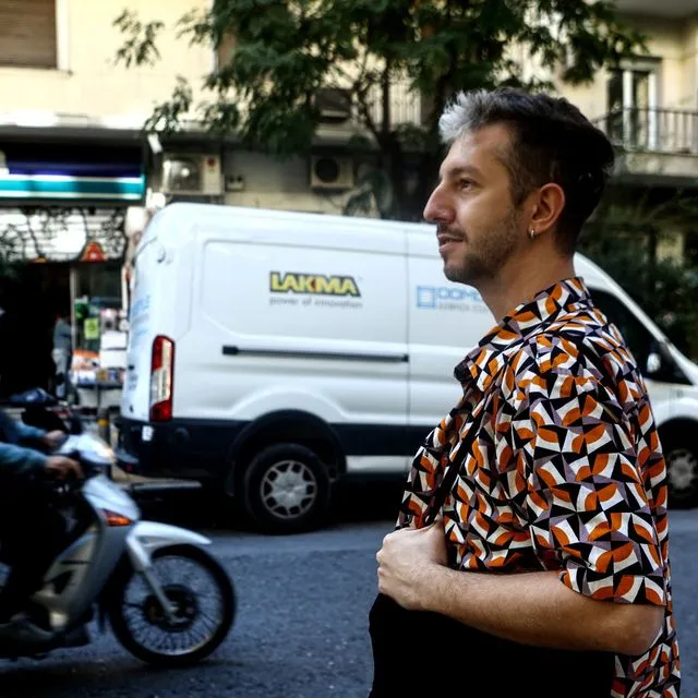 Πώς ζει ένα κωφό άτομο στην Αθήνα;