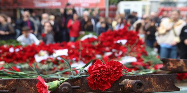 Τρίτη ημέρα του εορτασμού της 52ης επετείου από την εξέγερση του Πολυτεχνείου