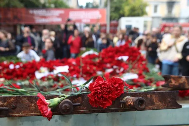 Τρίτη ημέρα του εορτασμού της 52ης επετείου από την εξέγερση του Πολυτεχνείου