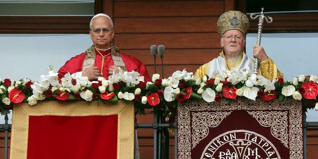 Ο Οικουμενικός Πατριάρχης Βαρθολομαίος με τον Πάπα Λέοντα