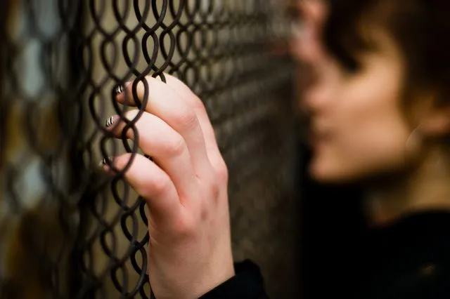 Γυναίκα στη φυλακή