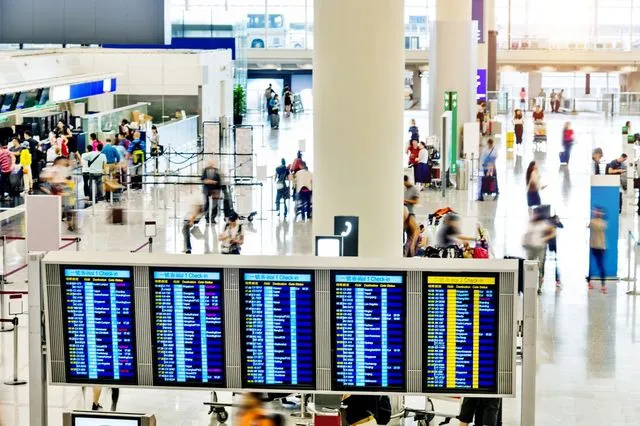 ΗΠΑ: Πάνω από 1.500 πτήσεις ακυρώνονται καθημερινά – Προειδοποίηση για περαιτέρω μείωση