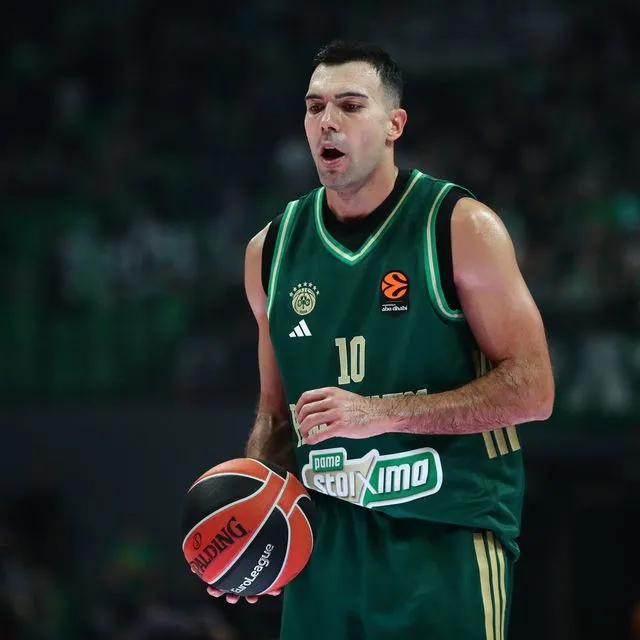 Ο Κώστας Σλούκας