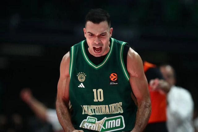 Παναθηναϊκός AKTOR: Ο Σλούκας επέκτεινε το συμβόλαιο μέχρι το 2027