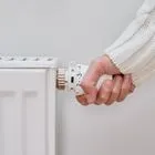 Επίδομα θέρμανσης: Ξεκινούν οι αιτήσεις – Τα κριτήρια και οι ημερομηνίες καταβολής