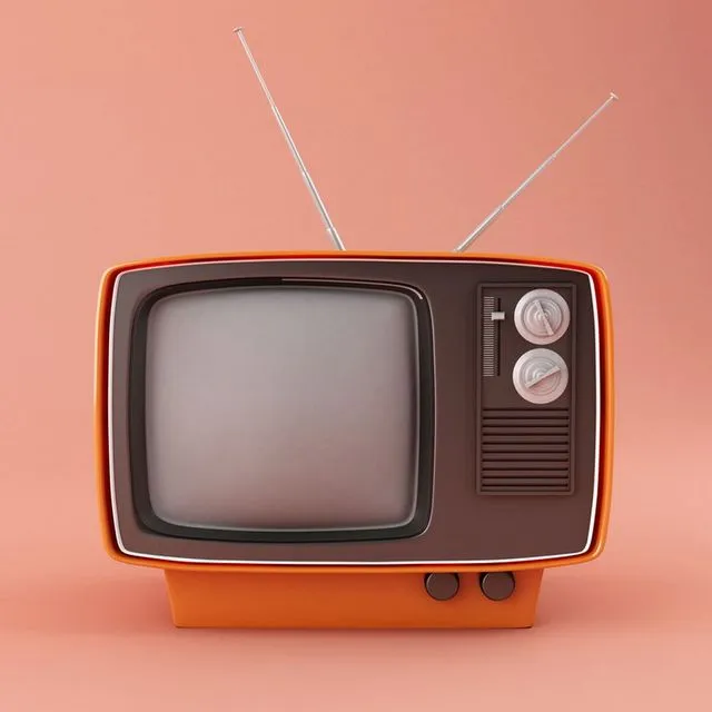 Το πρόγραμμα που έστησε… τσαντίρι στην κορυφή και η σειρά που το “καταδίωξε”