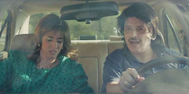 “Τότε και Τώρα”: Η νέα σειρά του ΣΚΑΪ κάνει πρεμιέρα με… “αγορά αυτοκινήτου”