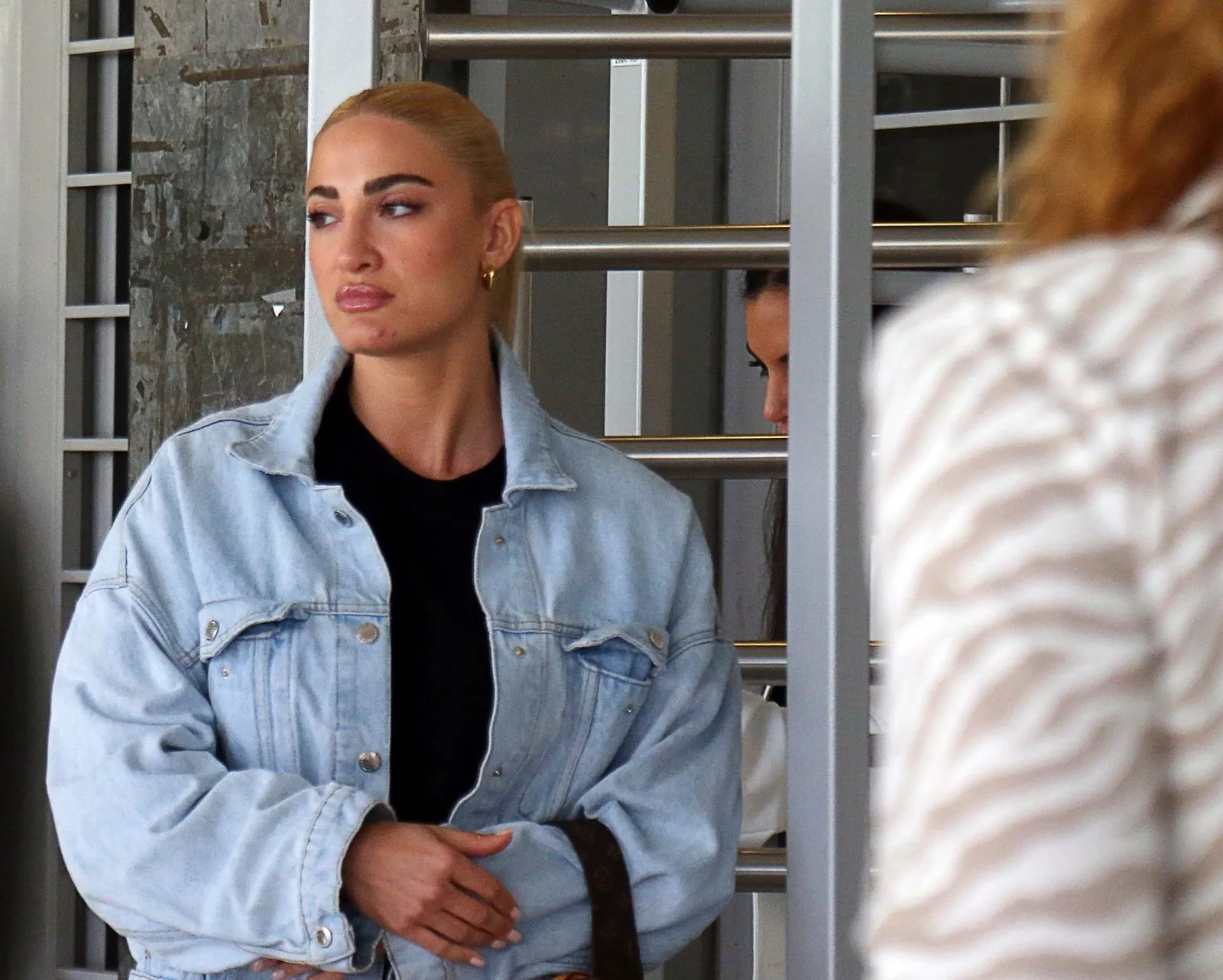 Τούνη για revenge porn: Μακάρι να ήταν εδώ η μαμά μου, να κλαίγαμε αγκαλίτσα