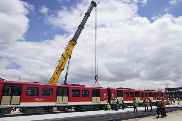 Κίνα: Τουλάχιστον 11 νεκροί όταν τρένο έπεσε πάνω σε εργαζομένους