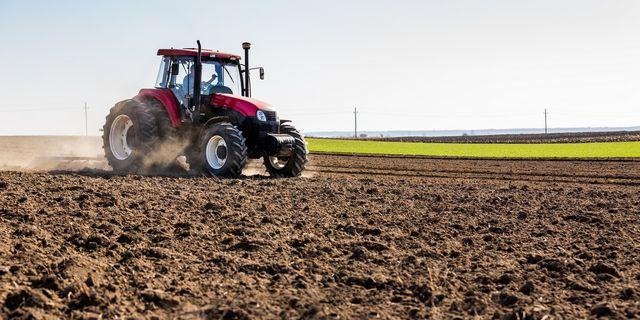 Χατζηδάκης: Αυξάνονται κατά 50% τα όρια επιστροφής του ΕΦΚ του Αγροτικού Πετρελαίου