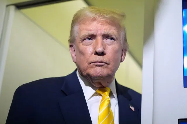 Τι θα κάνει ο Τραμπ με τη Βενεζουέλα – “Σήμα” του περιμένει ο στρατός