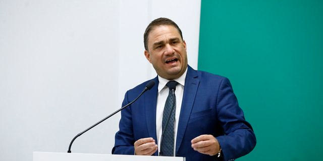 Τσουκαλάς: Ο πρωθυπουργός καλεί προσχηματικά σε διάλογο τους αγρότες