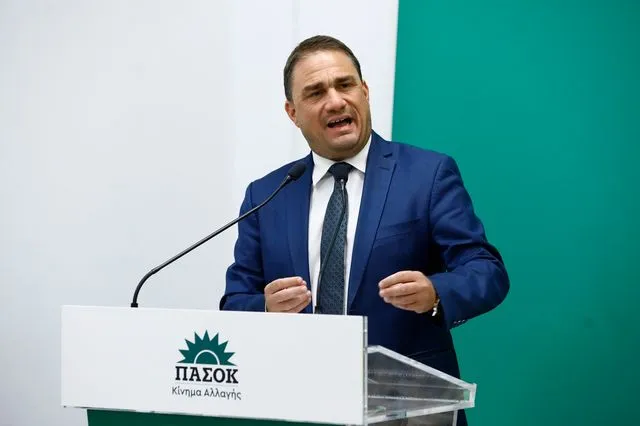 Κώστας Τσουκαλάς: “Θολά σημεία” στη συμφωνία για τις Συλλογικές Συμβάσεις