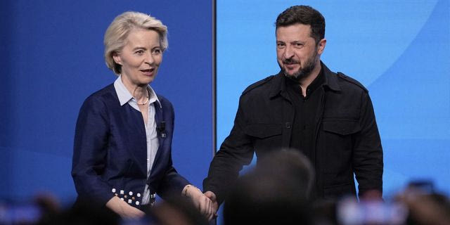 Επικοινωνία Φον ντερ Λάιεν – Ζελένσκι: “Αύριο η έγκριση του πακέτου μέτρων για διεύρυνση”