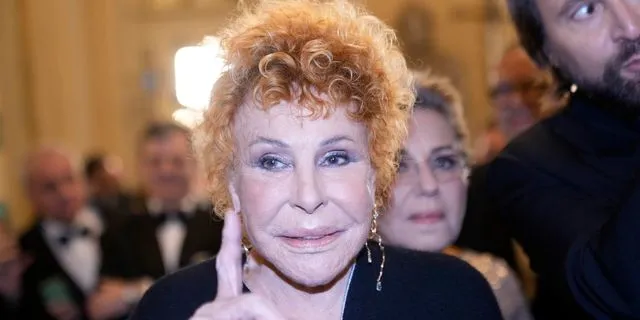 Πέθανε η θρυλική Ιταλίδα τραγουδίστρια Ορνέλα Βανόνι