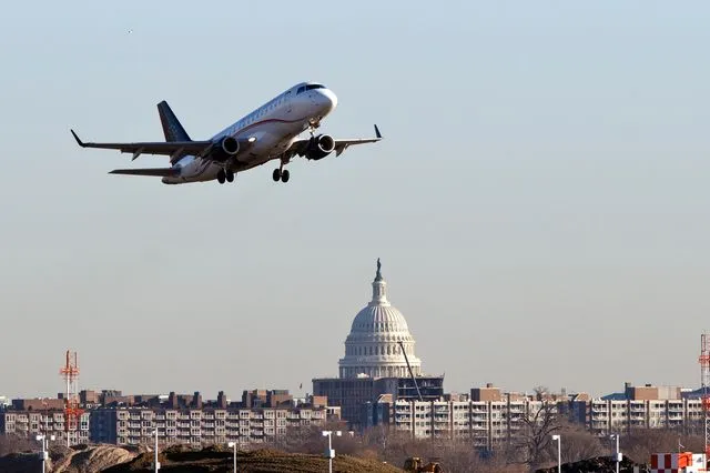 Έρχεται χάος στις ΗΠΑ – Μειώνονται οι πτήσεις σε αεροδρόμια