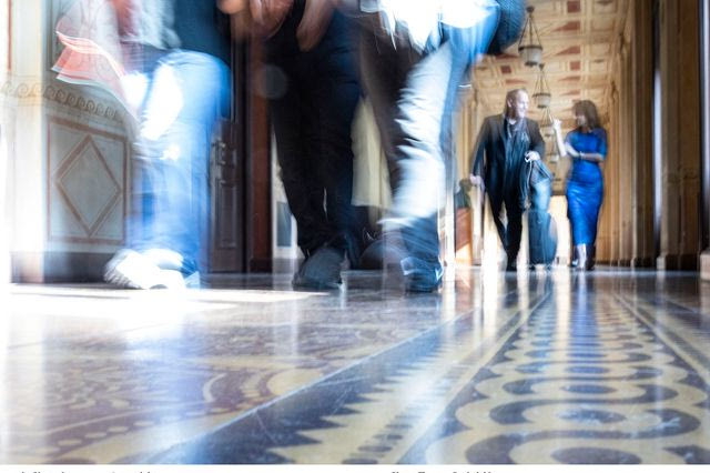Όχι διάλεξη, όχι παράσταση: Μια τελετουργία σε ζωντανό χρόνο στο Εθνικό