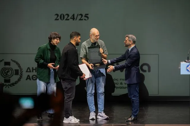 Σε έργο εμπνευσμένο από το ναυάγιο της Πύλου το βραβείο Δραματουργίας των “Κάρολος Κουν”